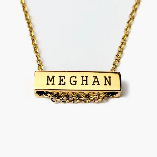 Short Block Bar Necklace [2cm Horizontal]